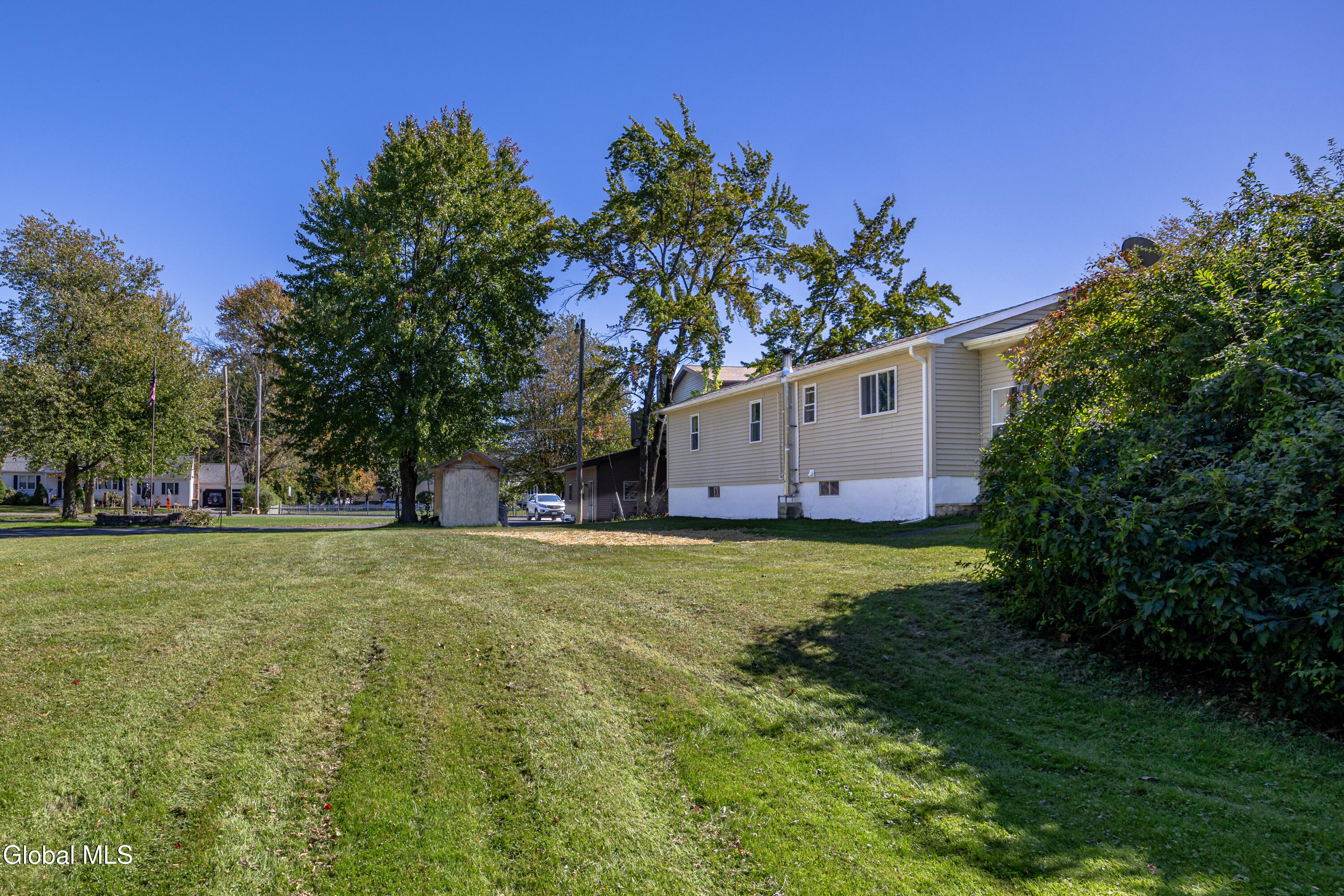 167 Guideboard Road Waterford NY 12188