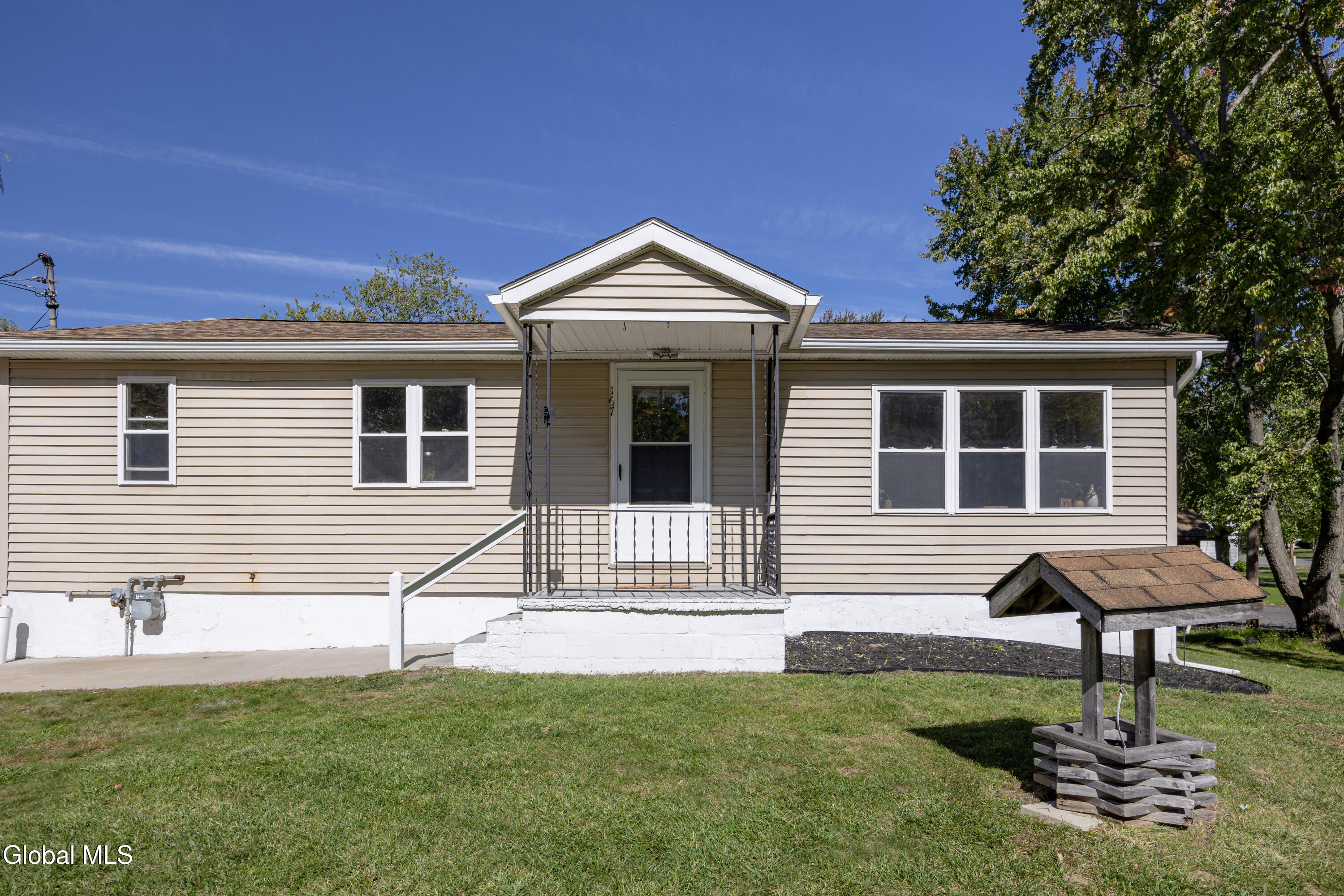 167 Guideboard Road Waterford NY 12188