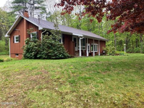 14 Canty Road Saratoga Springs NY 12866