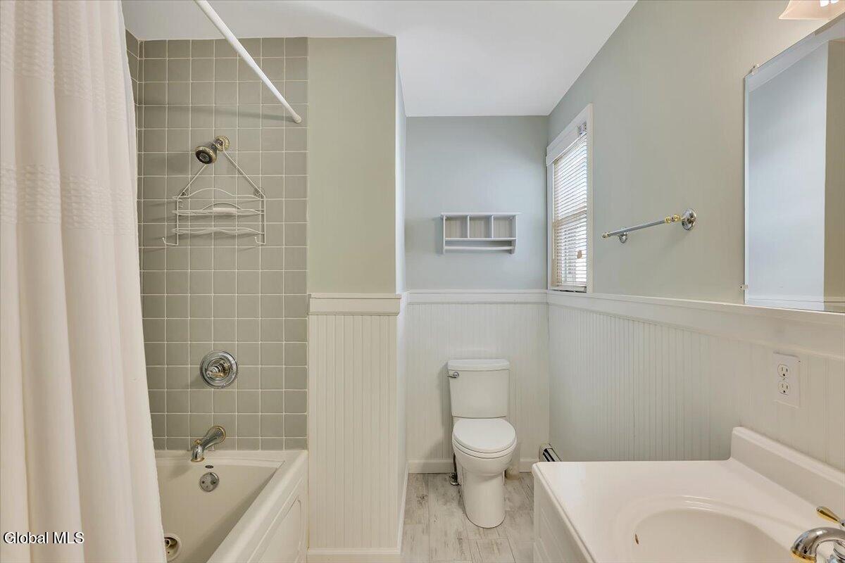 109 5th Avenue Saratoga Springs NY 12866