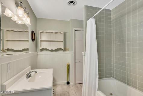 109 5th Avenue Saratoga Springs NY 12866