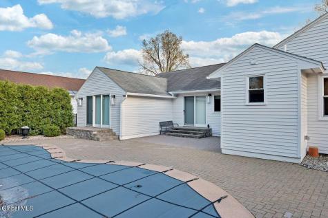 109 5th Avenue Saratoga Springs NY 12866