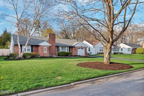 109 5th Avenue Saratoga Springs NY 12866