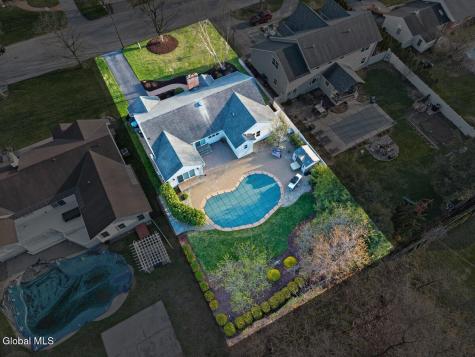 109 5th Avenue Saratoga Springs NY 12866