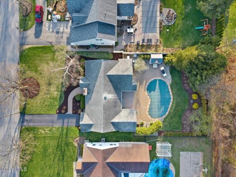 109 5th Avenue Saratoga Springs NY 12866