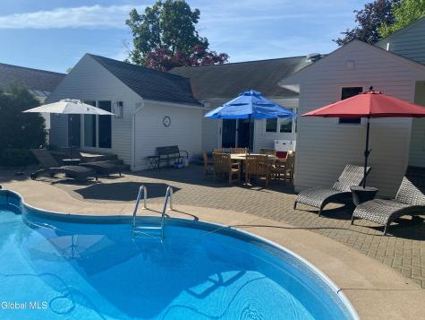109 5th Avenue Saratoga Springs NY 12866