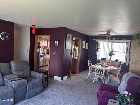 6 Rolling Hills Road Colonie NY 12309
