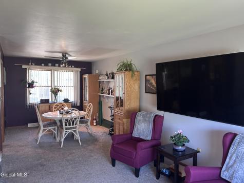 6 Rolling Hills Road Colonie NY 12309