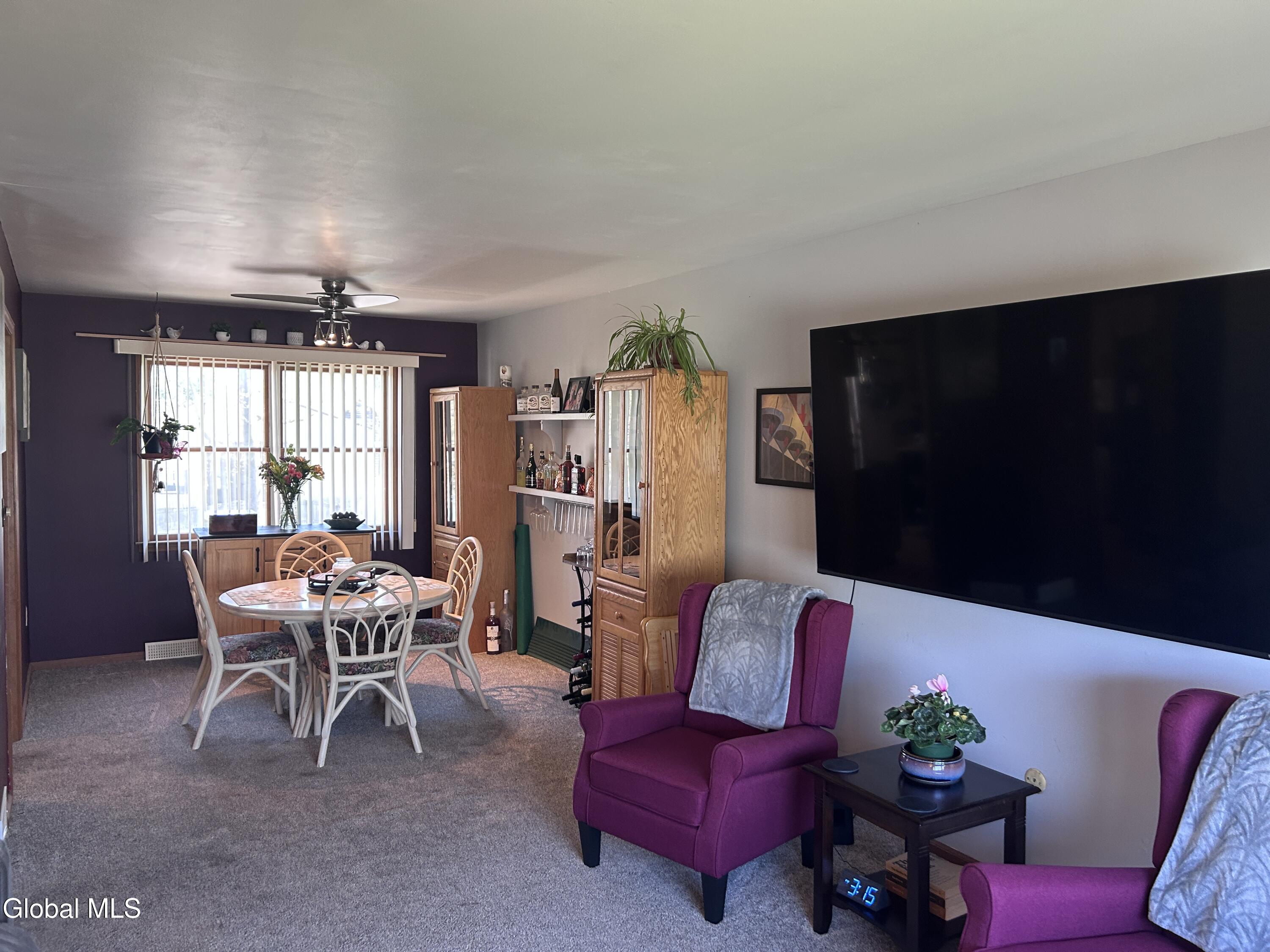 6 Rolling Hills Road Colonie NY 12309