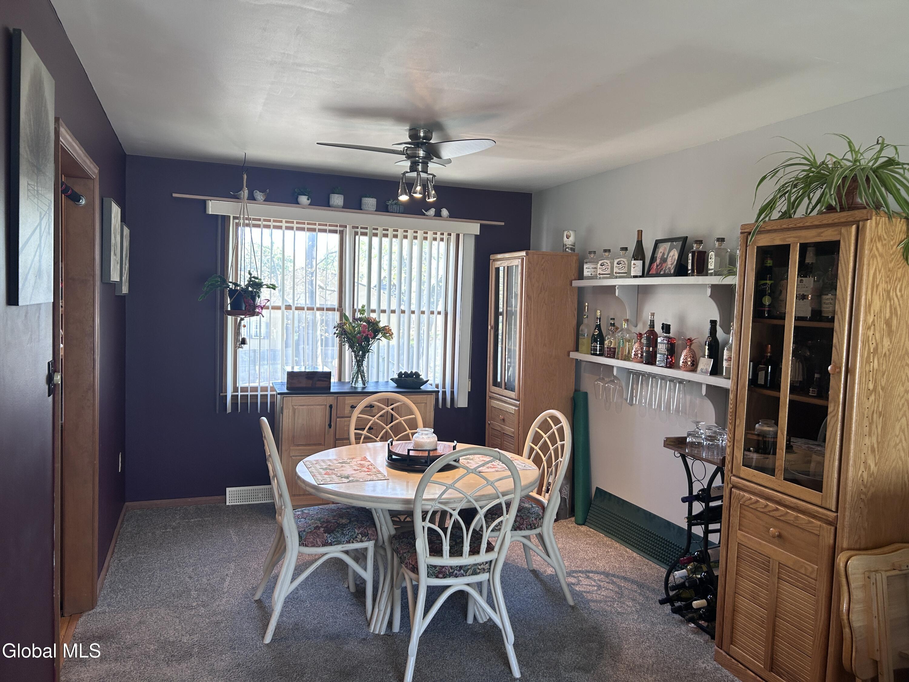 6 Rolling Hills Road Colonie NY 12309