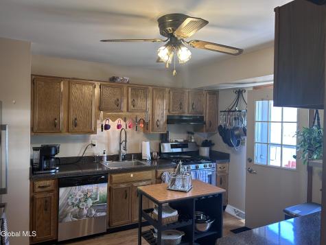 6 Rolling Hills Road Colonie NY 12309