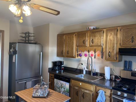 6 Rolling Hills Road Colonie NY 12309