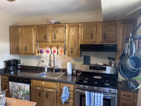 6 Rolling Hills Road Colonie NY 12309