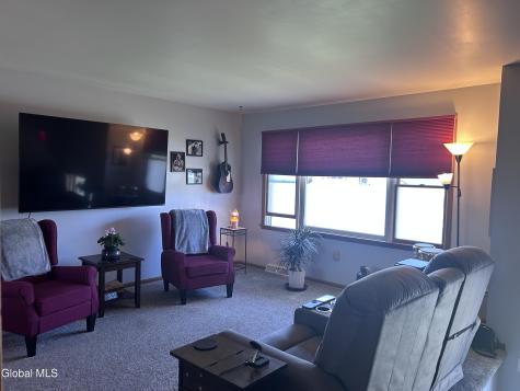 6 Rolling Hills Road Colonie NY 12309