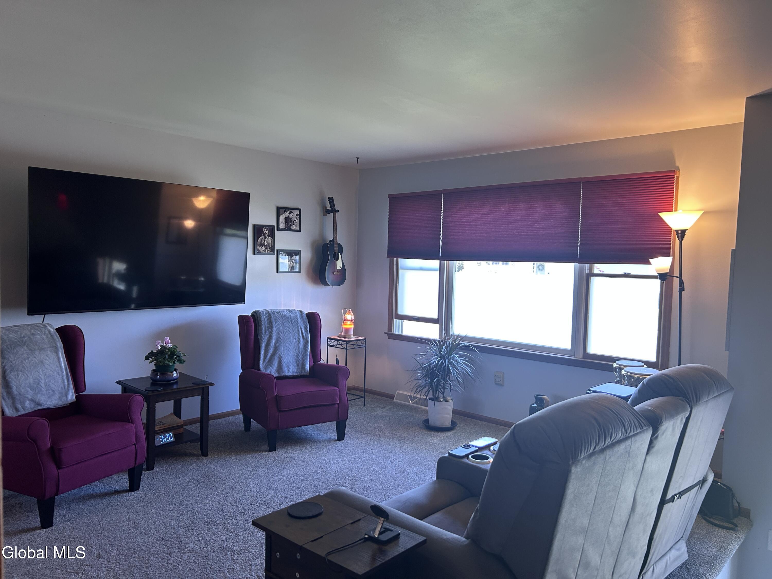 6 Rolling Hills Road Colonie NY 12309