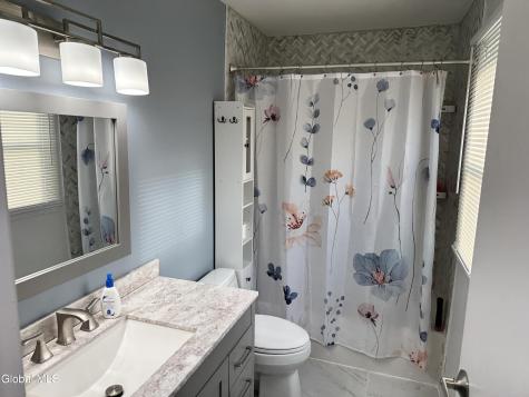 31 Point View Drive East Greenbush NY 12061