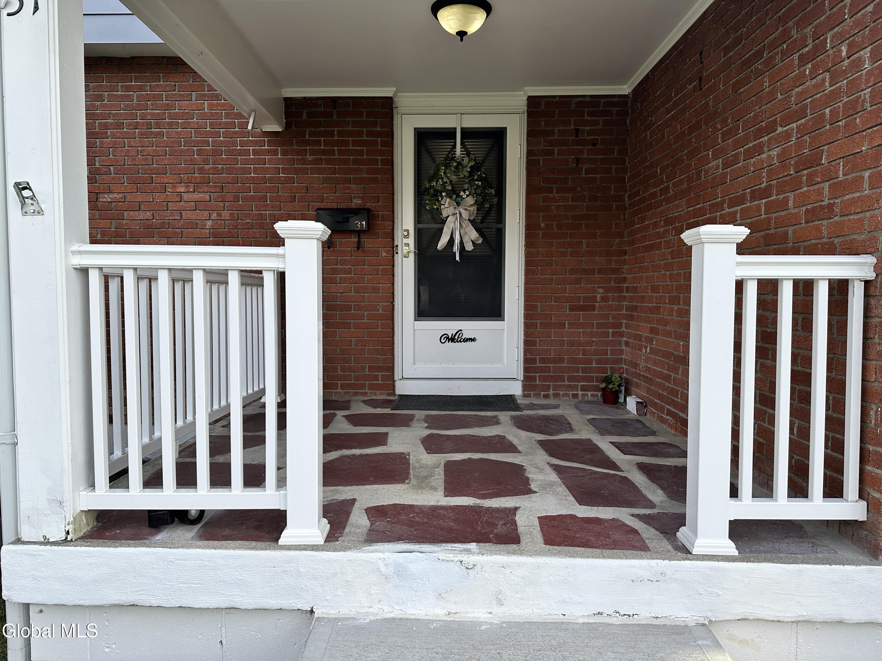 31 Point View Drive East Greenbush NY 12061