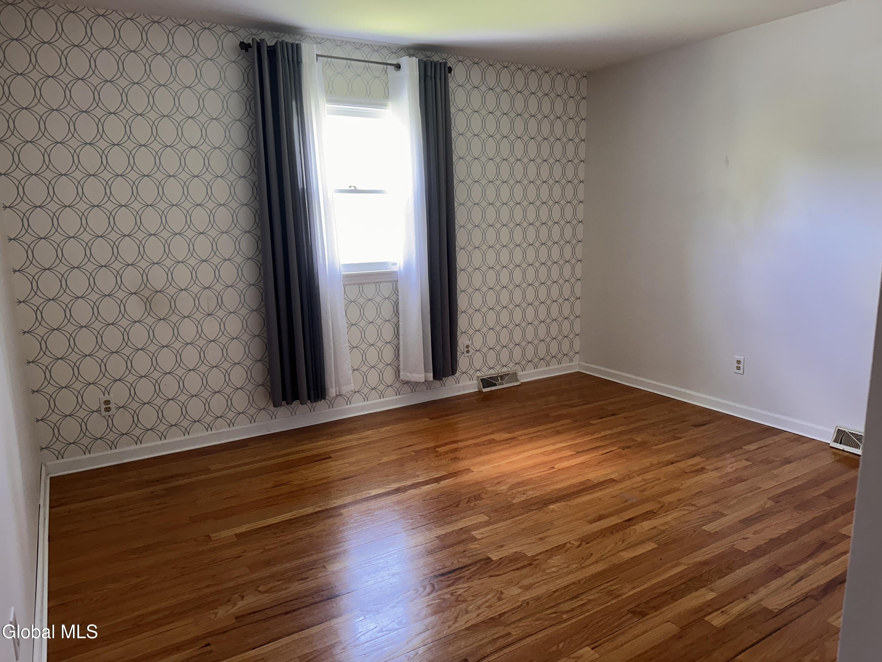 31 Point View Drive East Greenbush NY 12061