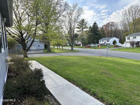31 Point View Drive East Greenbush NY 12061