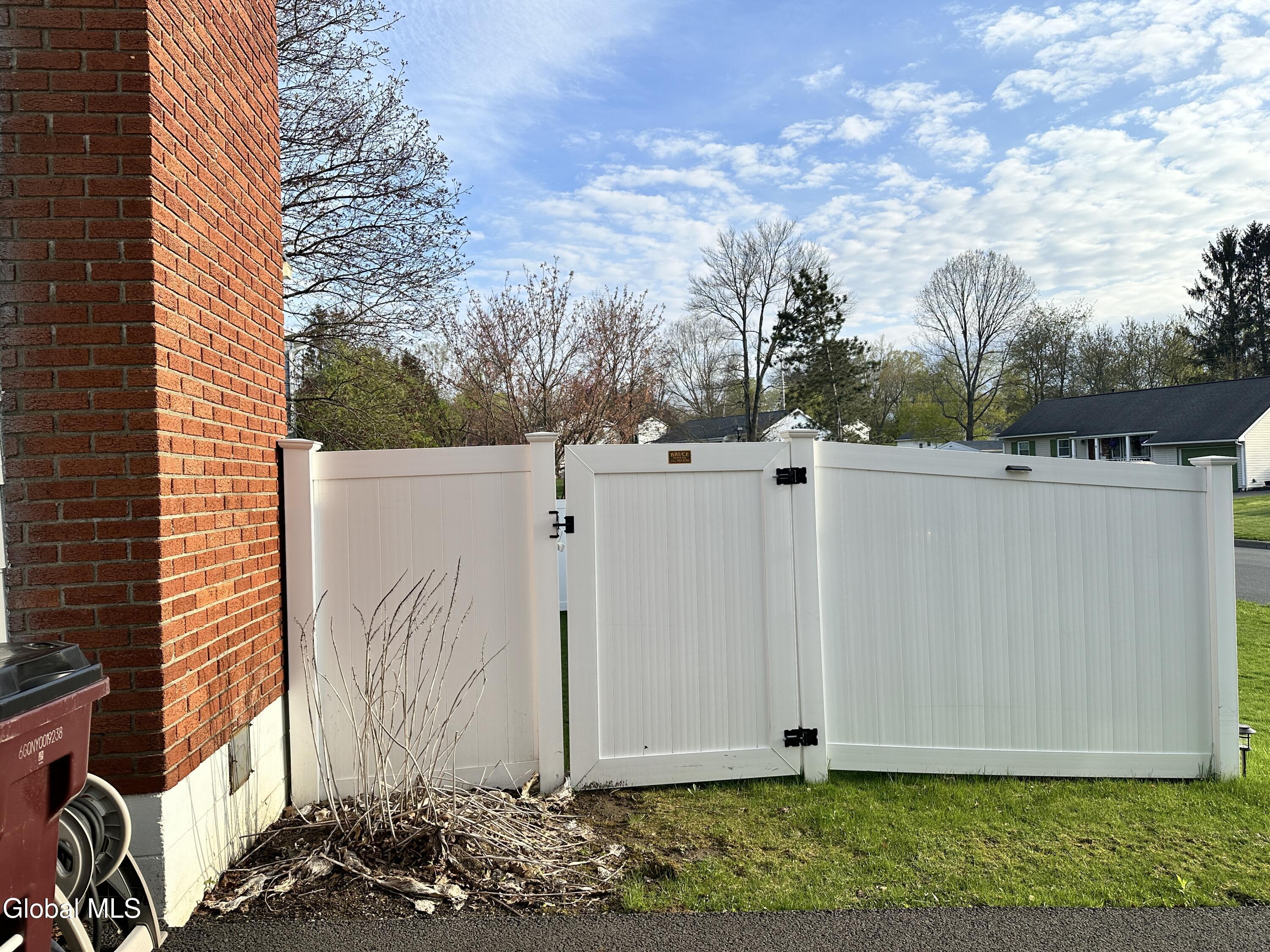 31 Point View Drive East Greenbush NY 12061