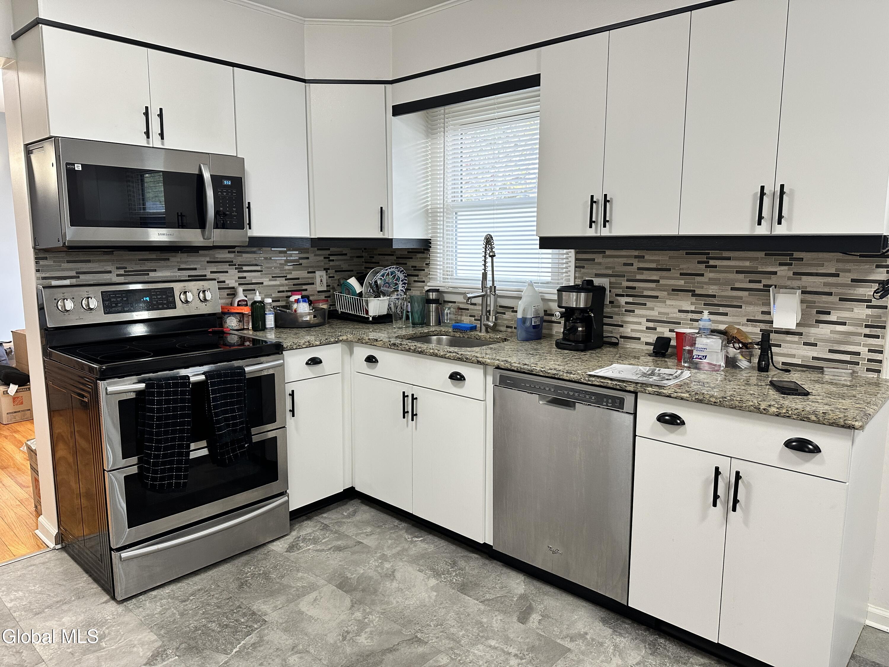 31 Point View Drive East Greenbush NY 12061
