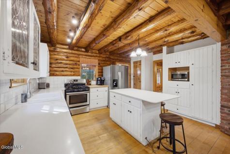35 Wildwood Place Queensbury NY 12804