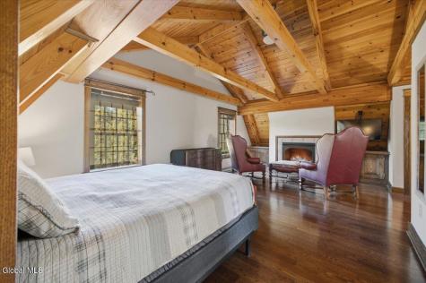 35 Wildwood Place Queensbury NY 12804