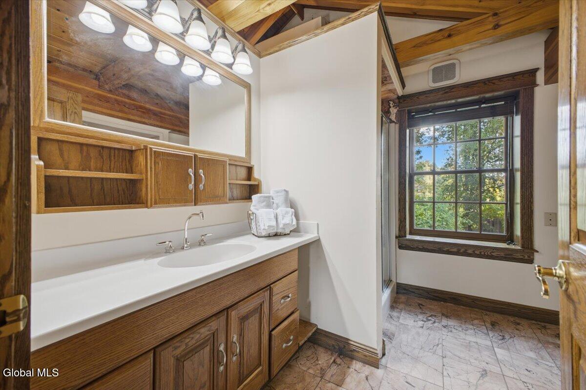 35 Wildwood Place Queensbury NY 12804