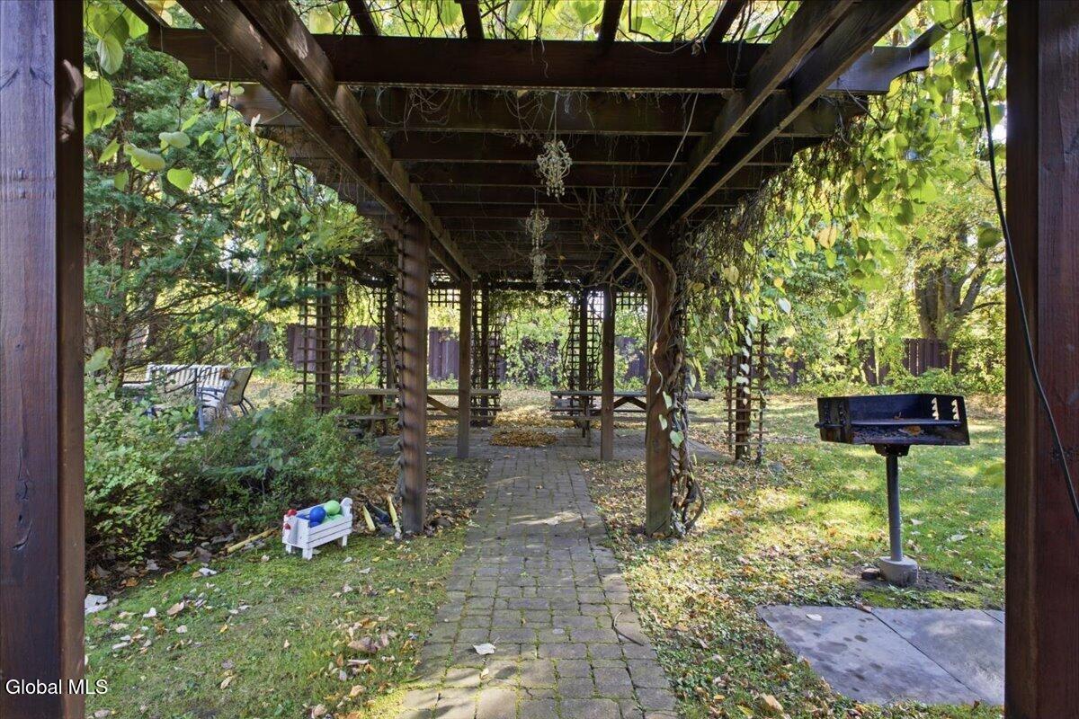 35 Wildwood Place Queensbury NY 12804