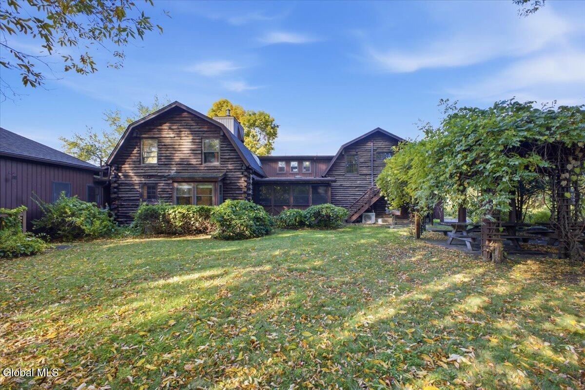 35 Wildwood Place Queensbury NY 12804