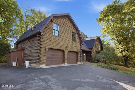 35 Wildwood Place Queensbury NY 12804