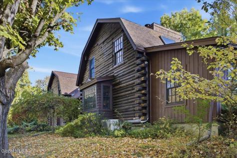 35 Wildwood Place Queensbury NY 12804