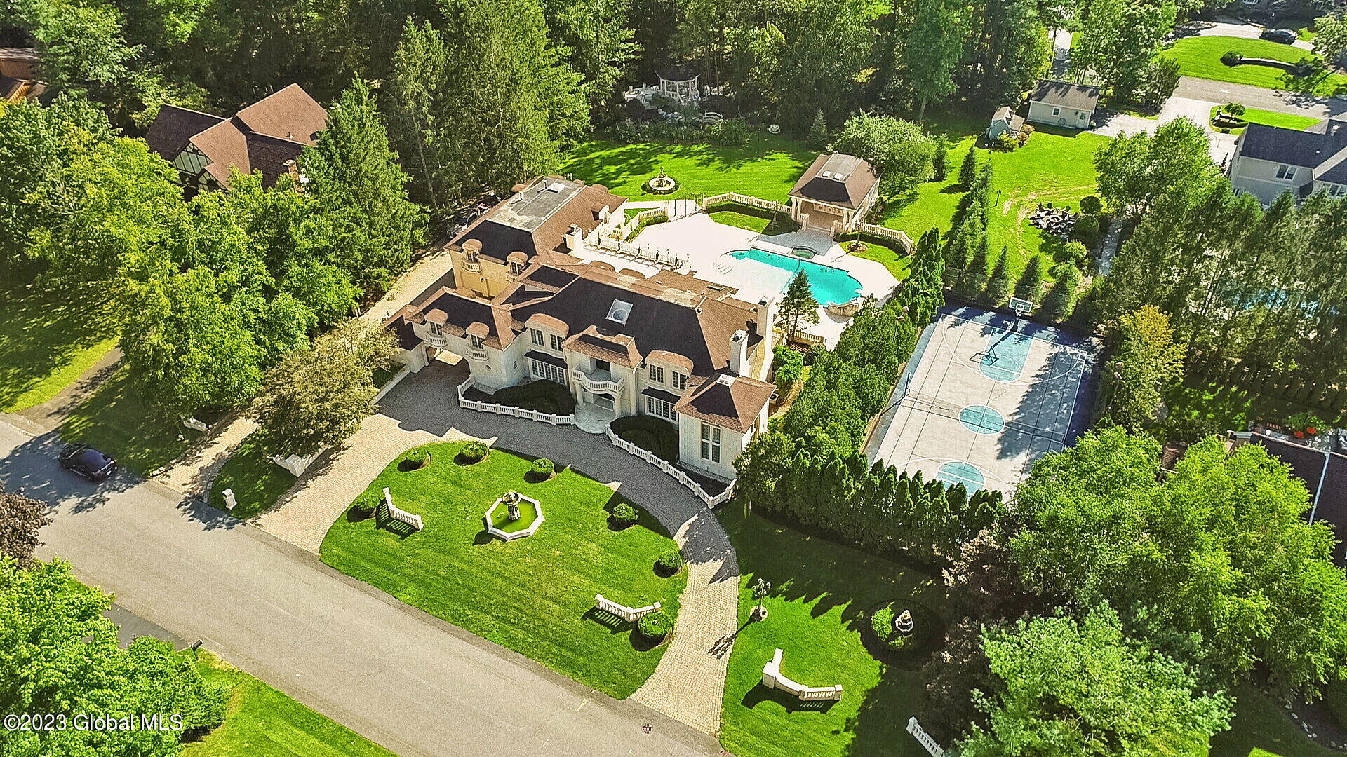 333 Torquay Boulevard Albany NY 12203