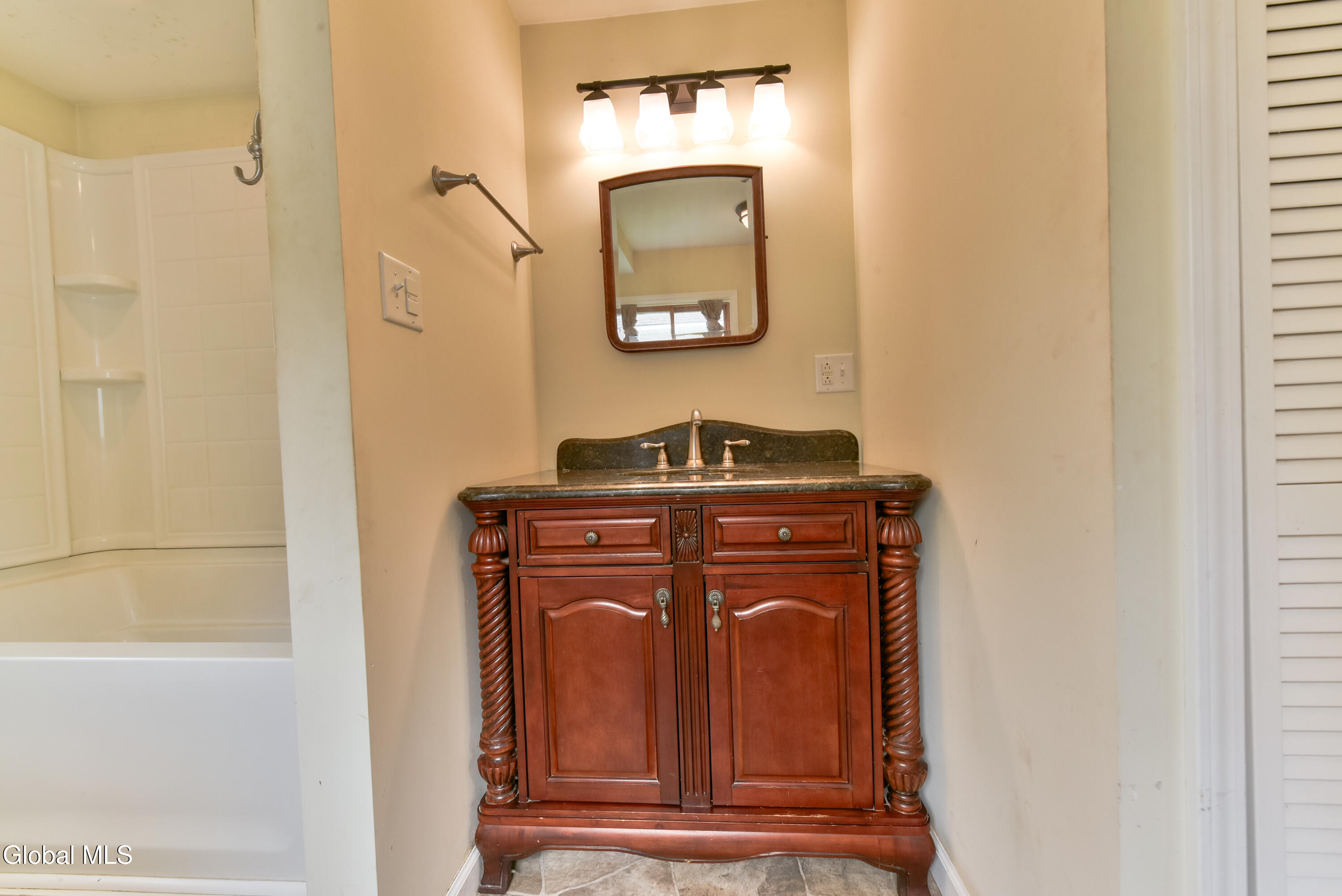 5877 Lake Road Galway NY 12074