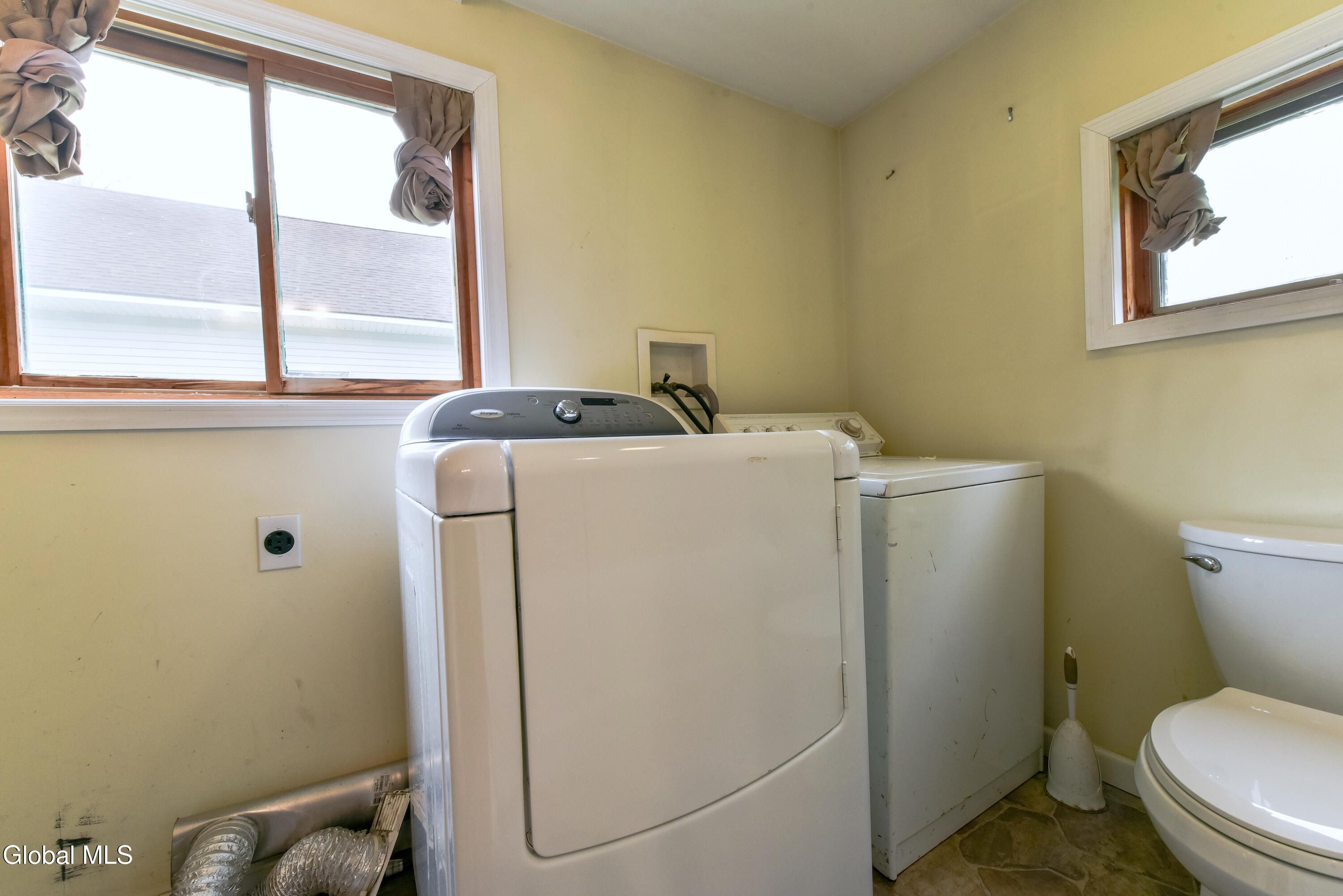 5877 Lake Road Galway NY 12074