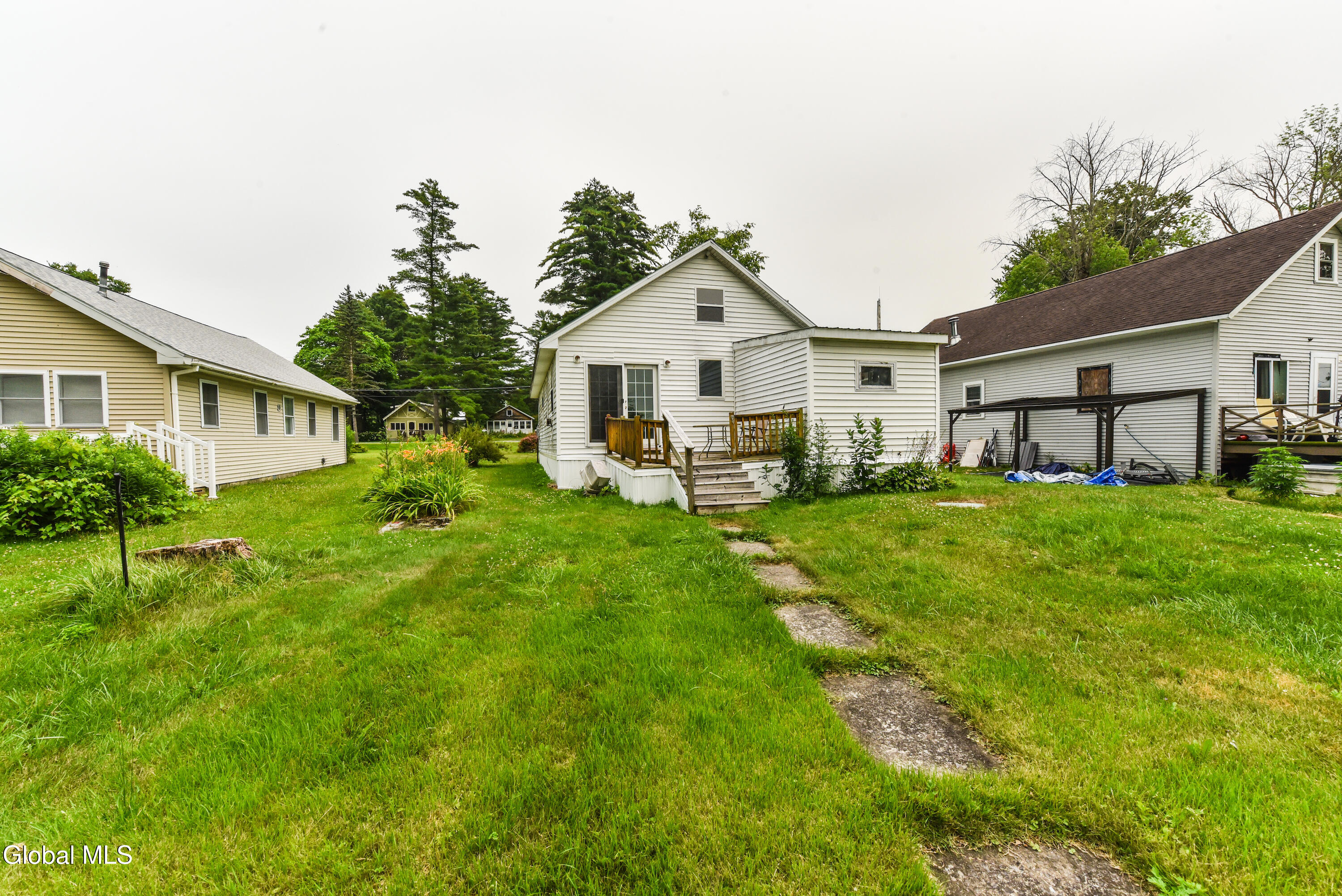 5877 Lake Road Galway NY 12074