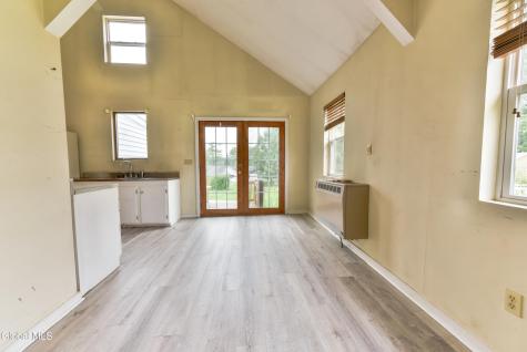 5877 Lake Road Galway NY 12074