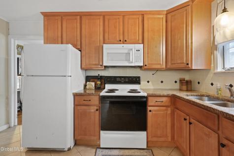 58 Frederick Avenue Colonie NY 12205