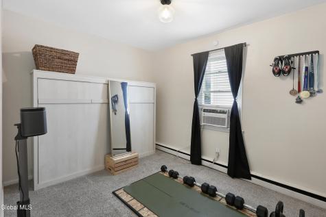 58 Frederick Avenue Colonie NY 12205