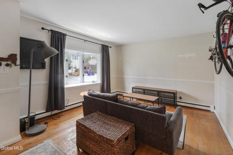58 Frederick Avenue Colonie NY 12205