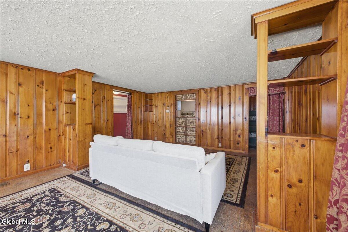 5518 Crooked Street Galway NY 12025