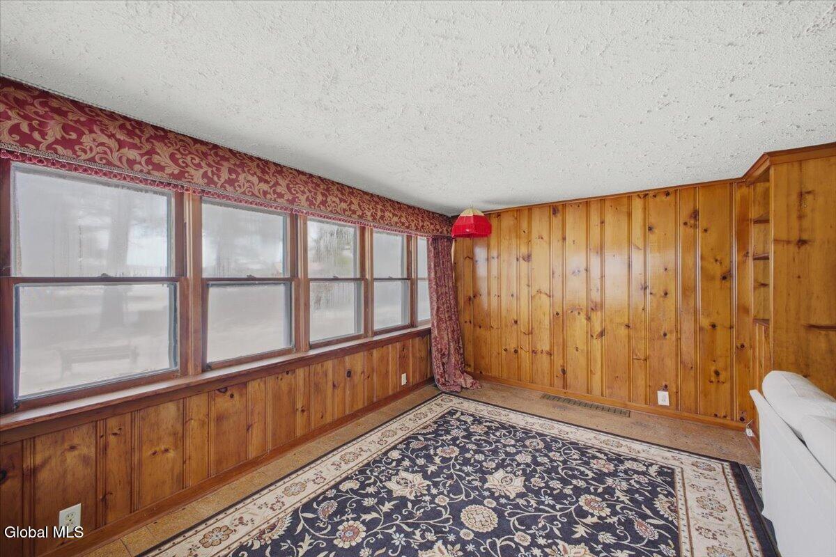 5518 Crooked Street Galway NY 12025