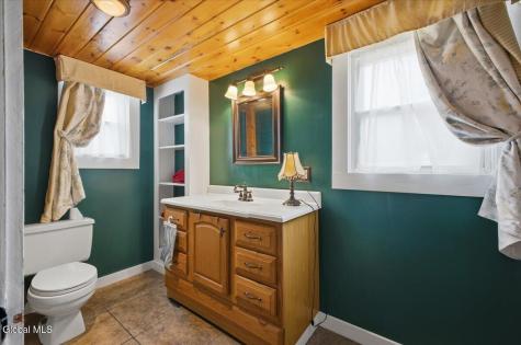 5518 Crooked Street Galway NY 12025