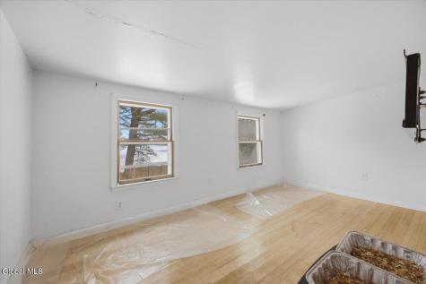 5518 Crooked Street Galway NY 12025