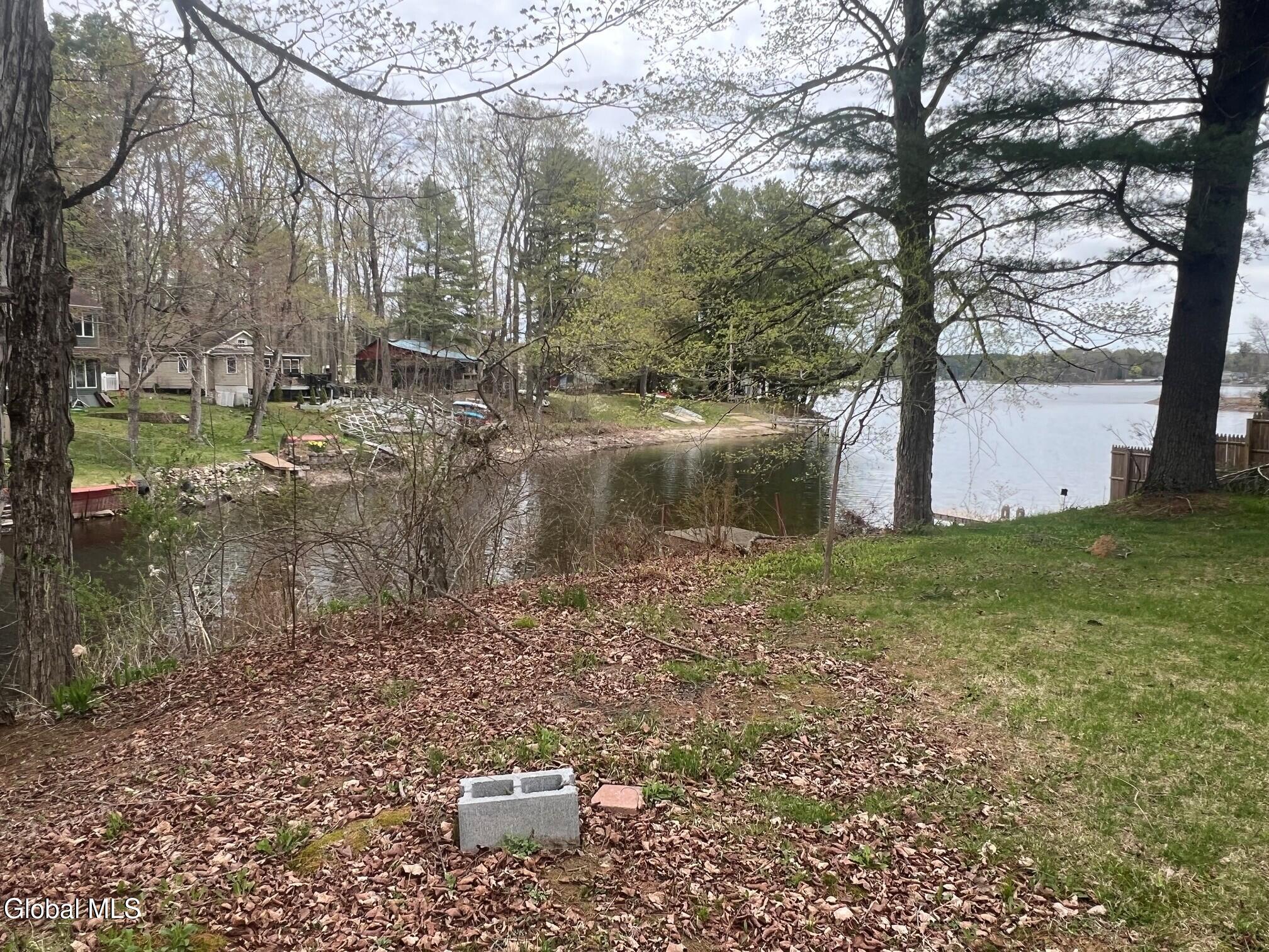 5518 Crooked Street Galway NY 12025
