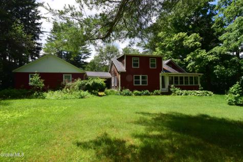 5518 Crooked Street Galway NY 12025