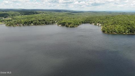 5518 Crooked Street Galway NY 12025