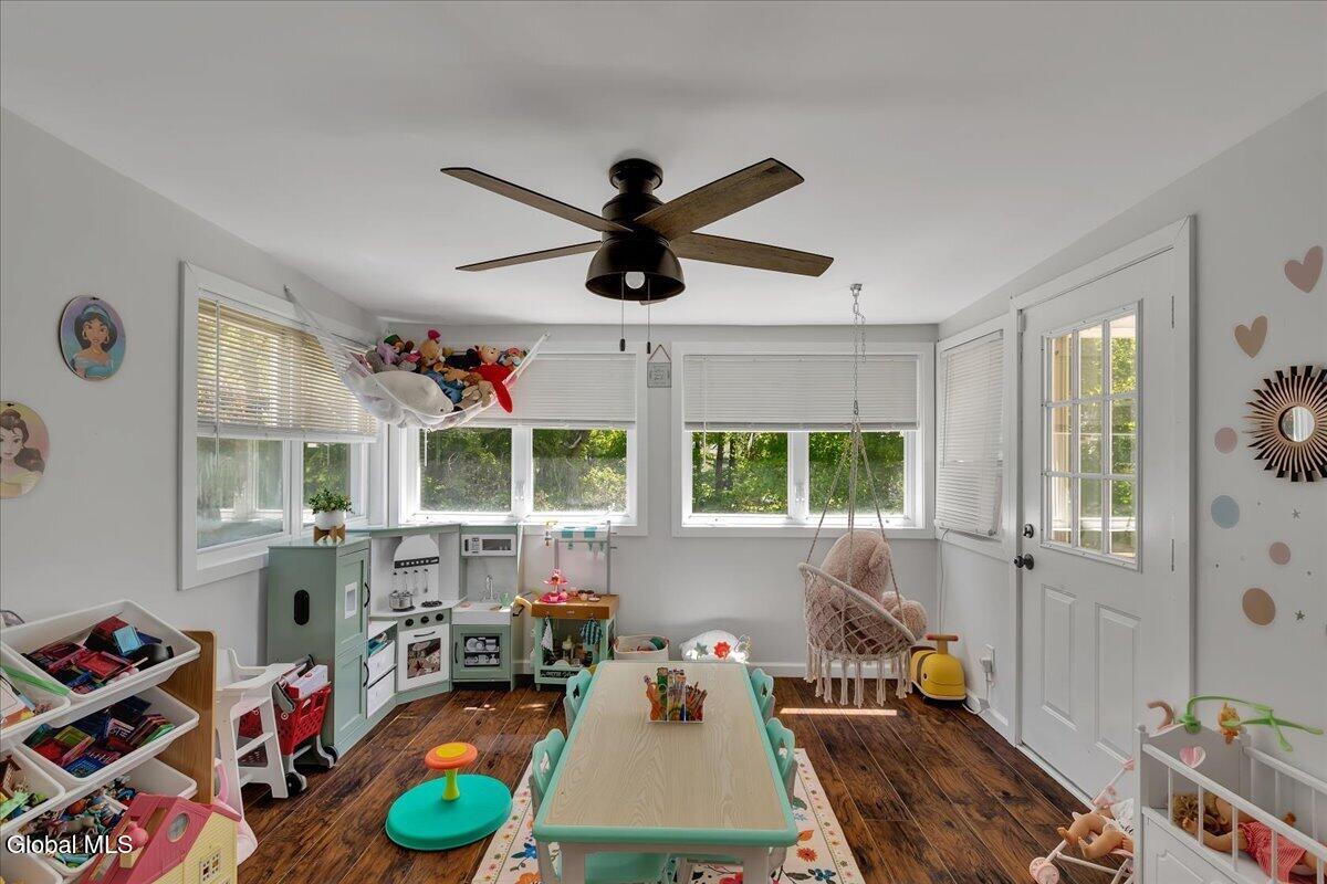 19 James Lane Troy NY 12182