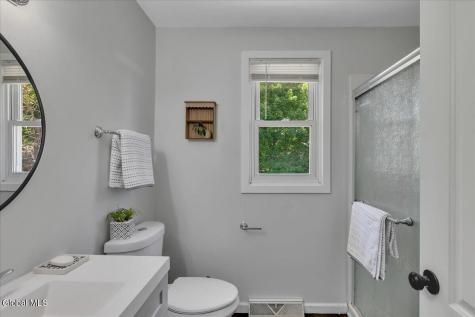 19 James Lane Troy NY 12182