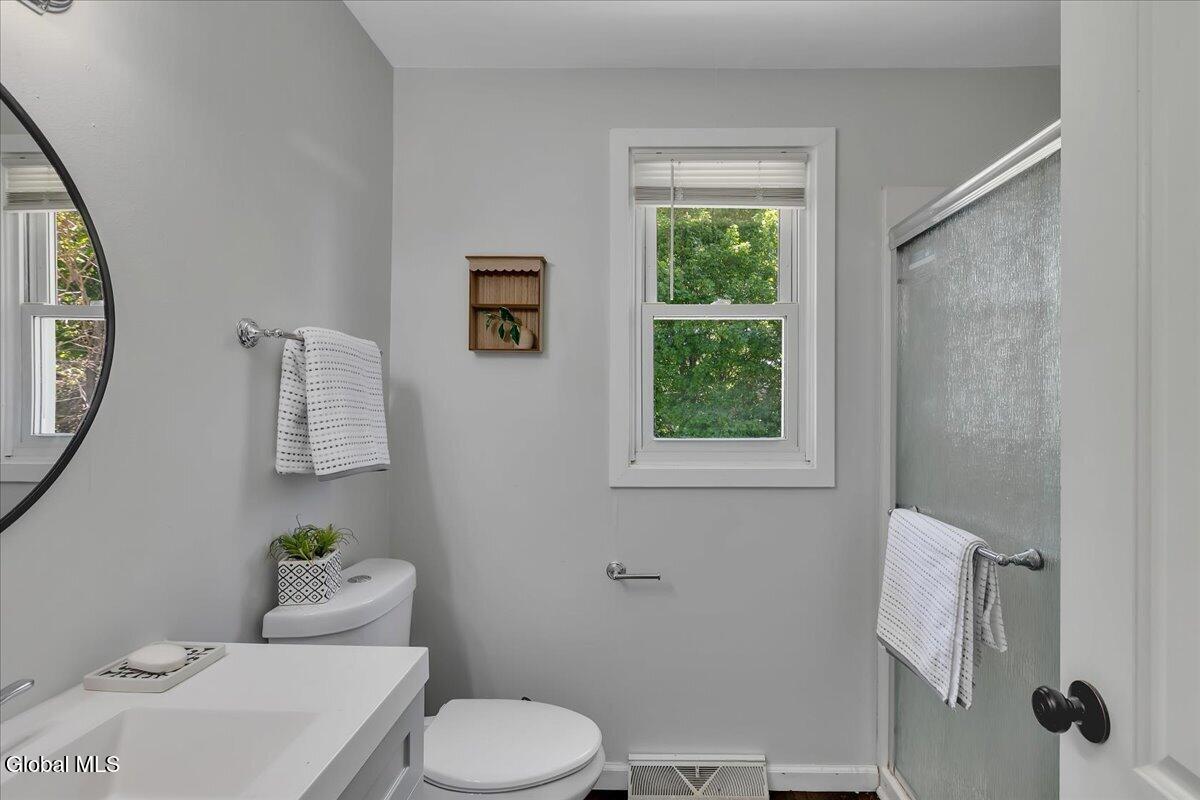 19 James Lane Troy NY 12182